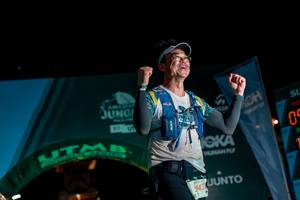 BIB: 953
                            <button type="button" onclick="openModal(24875452)" class="btn btn-primary btn-sm float-right btn-popup" data-toggle="modal" data-target=".modal-high-quality">
                        <i class="fas fa-shopping-cart"></i> Add to Cart
                    </button>
                                            <button type="button" onclick="isThisMe(24875452, true)" class="btn btn-success btn-sm float-right btn-popup btn-isme hidden" data-toggle="tooltip" data-placement="bottom" title="นี่คือรูปของคุณใช่ไหม คลิกที่นี่เพื่อเอาเข้าอัลบั้ม">
                        <i class="fas fa-plus"></i> Add to album
                    </button>
                    <button type="button" onclick="isThisMe(24875452, false)" class="btn btn-warning btn-sm float-right btn-popup btn-isnotme hidden">
                        <i class="fas fa-ban"></i> Remove from album
                    </button>